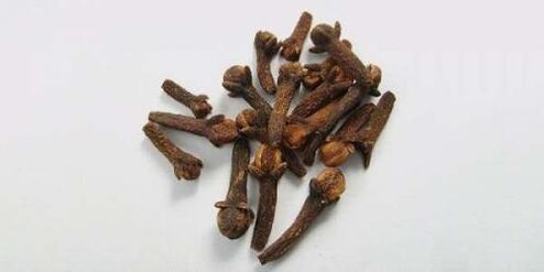 szegfűszeg férgek ellen